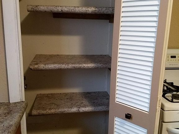 4th image of 6016 Sundown Dr