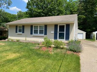 1824 46th St, Moline, IL 61265