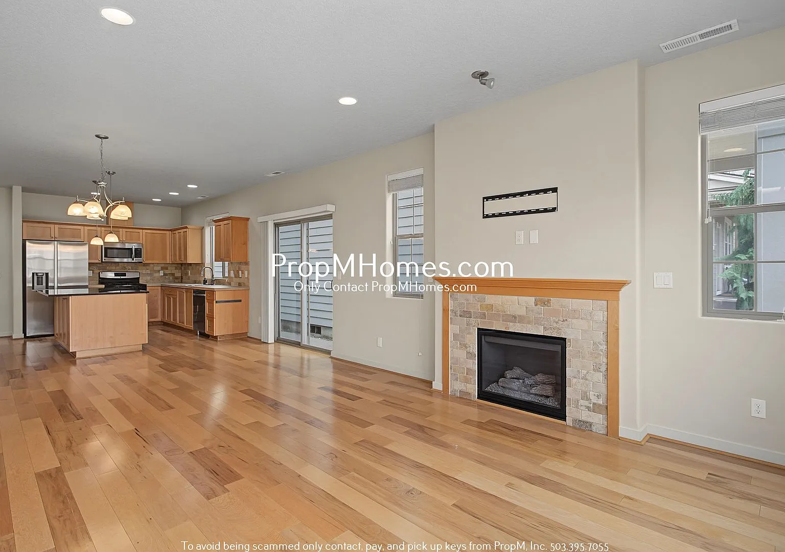 Four Bedroom Home in King City! — Photo 3