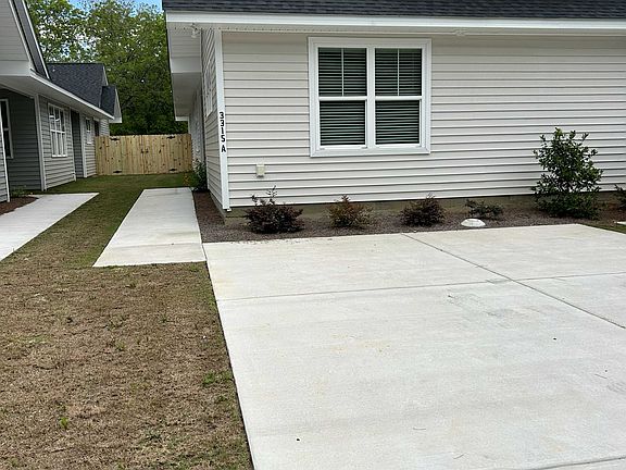 2nd image of 3315A Dellpar Ln