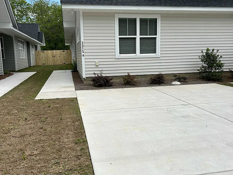 3315A Dellpar Ln — Photo 2
