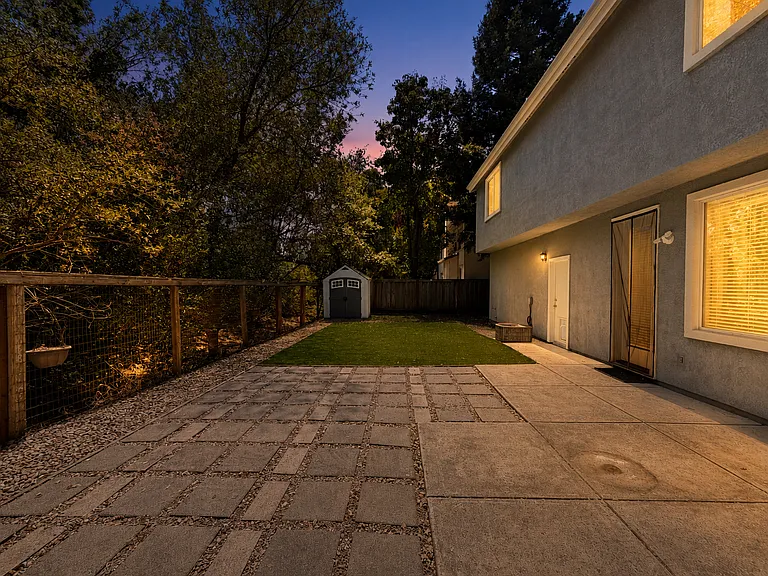 5 Blackberry Dr — Photo 31