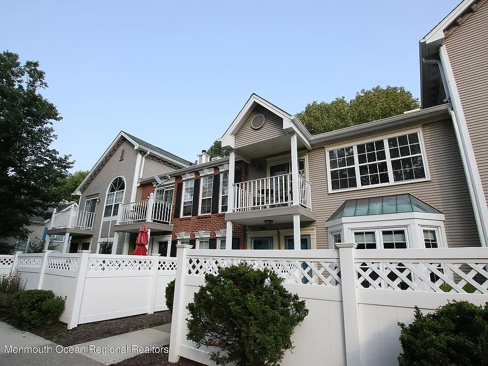 101 Secretariat Ct