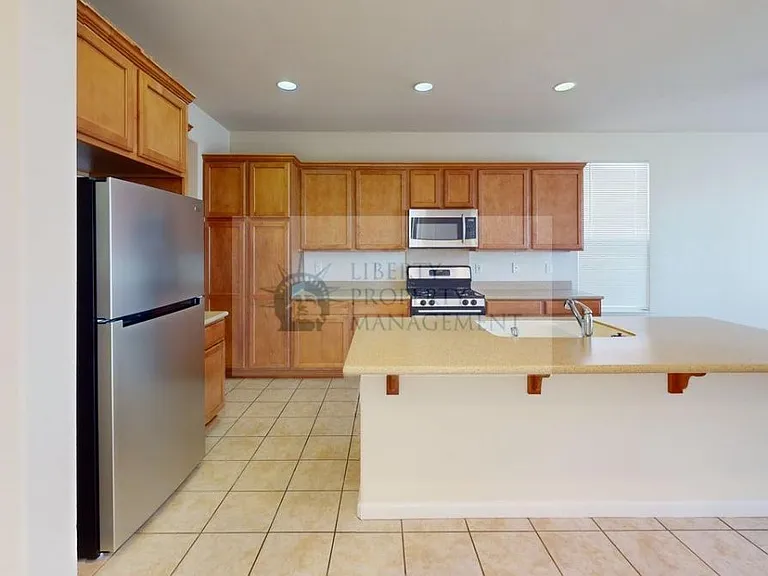 16998 Cobble Creek Way — Photo 5