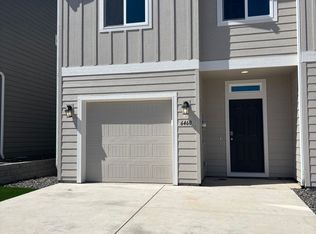 6460 W 36th Pl, Kennewick, WA 99338