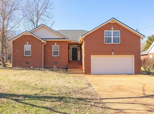 512 Spring Hill Dr, Smyrna, TN 37167