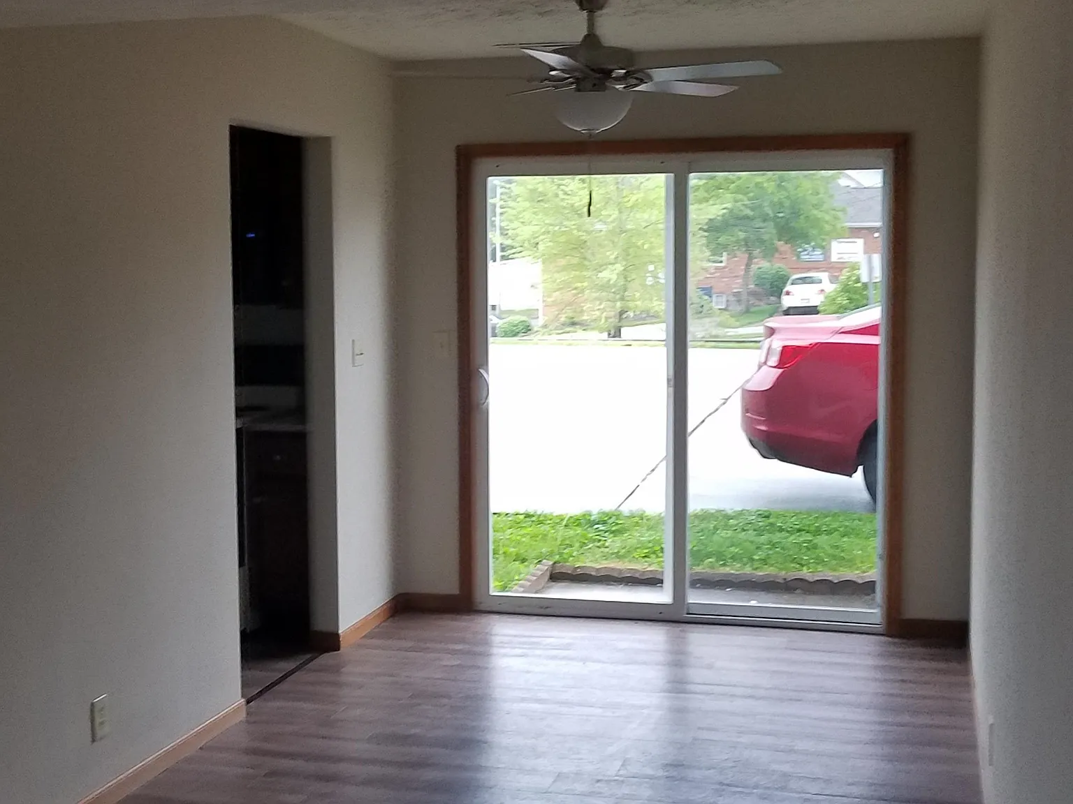 2 bed, 650 sqft, $925 — Photo 3