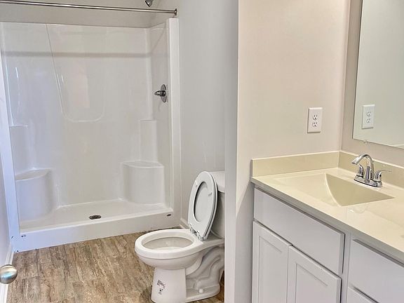 4th image of 56 Aberdeen Dr #56