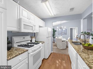 653 Burtons Cove Way UNIT 12, Annapolis, MD 21401
