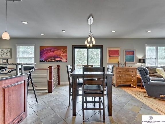 5th image of 3605 S 105th Ave