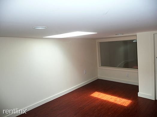 2nd image of 873 Franklin Ave