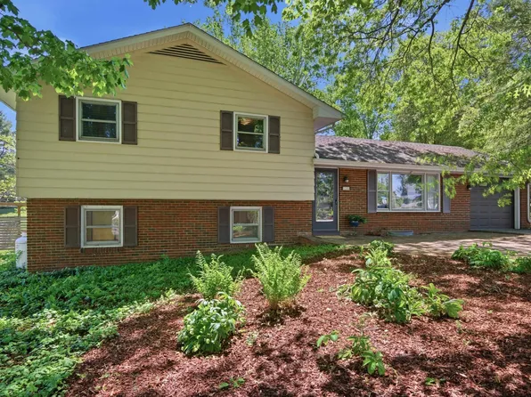 1200 Westover Dr, Blacksburg, VA 24060