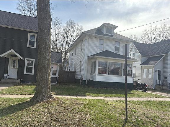 3rd image of 227 N Webster St