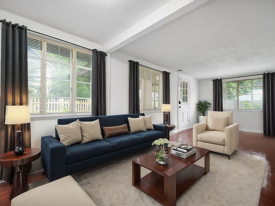 2nd image of 213 E 17th St #213
