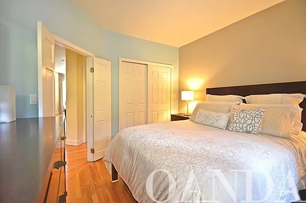 103 E Brookline St #4 — Photo 5