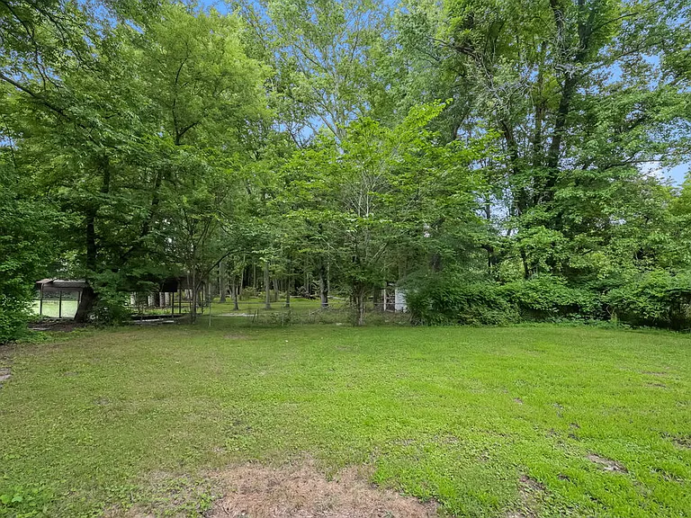 627 Grayson Pkwy — Photo 16