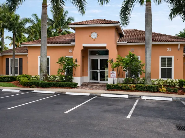 3549 Forest Hill Blvd APT 25, Palm Springs, FL 33406