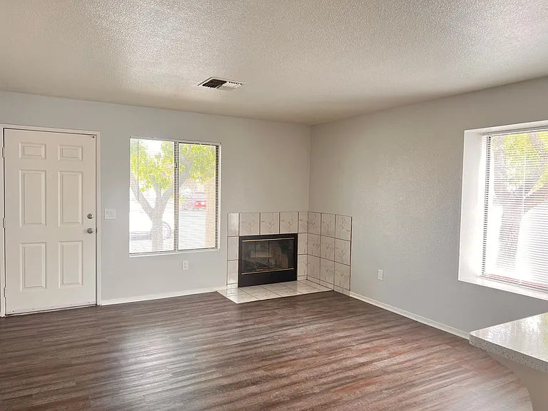 8600 Lyn River Ct — Photo 5