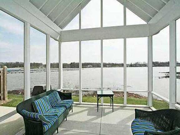 2nd image of 12543 NE Marina View Dr