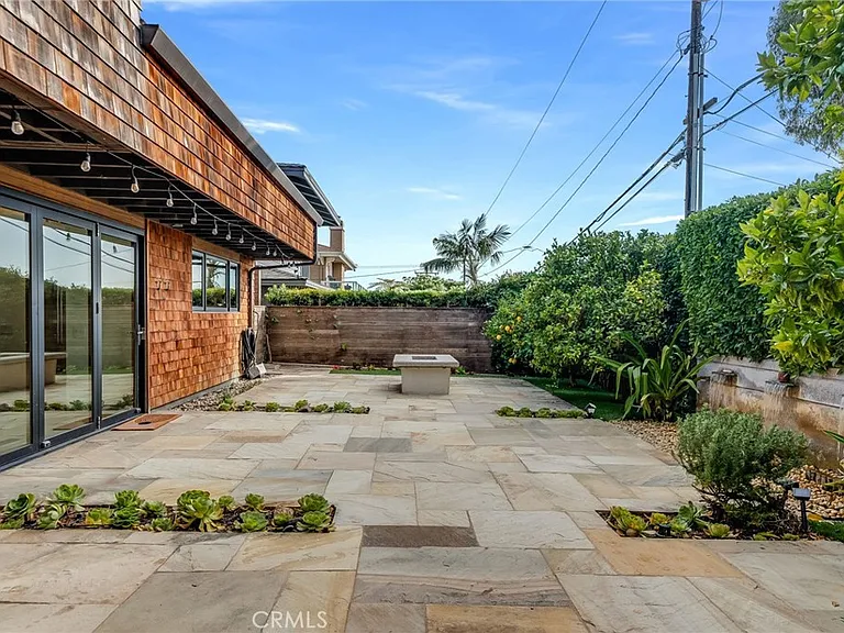 1625 Catalina — Photo 31