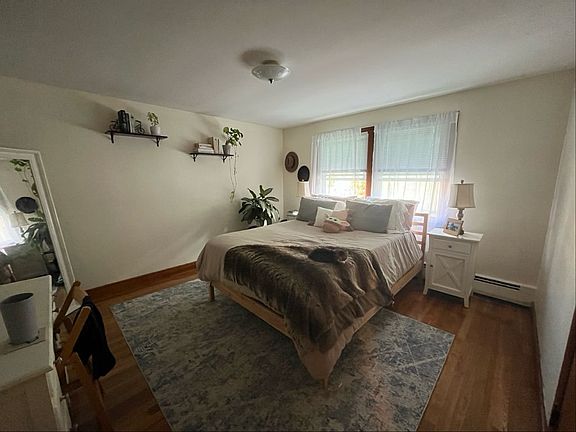 5th image of 20 Loomis Ave #1