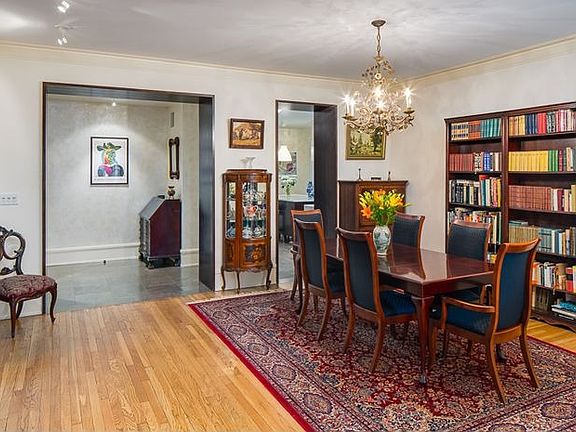 2nd image of 118 W 79th St #8B