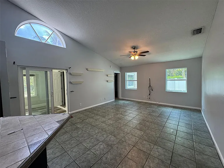 12146 Orange Blvd — Photo 3