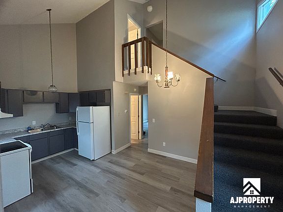 3rd image of 514 N Cliff Ave