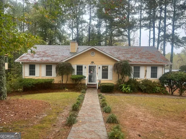 3837 Etna Dr, Snellville, GA 30039