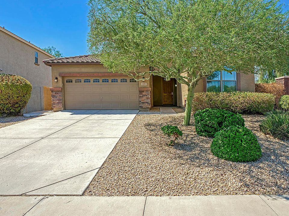 1st image of 4218 N 154th Dr