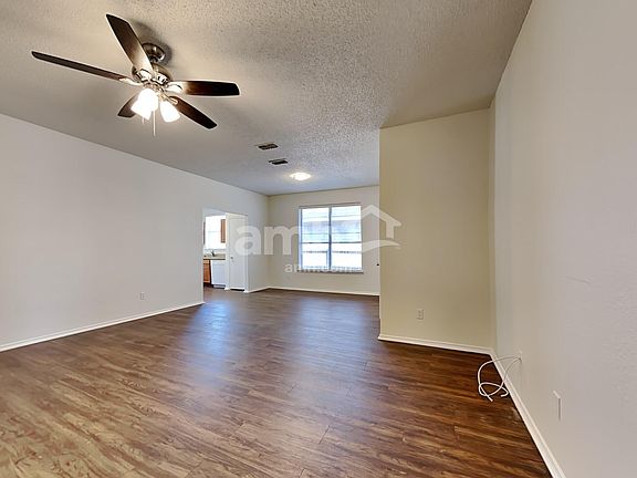 5th image of 4209 Park Village Ct