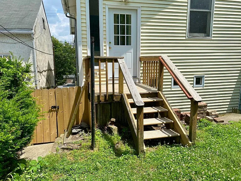 133 S 5th St — Photo 41