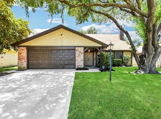 8107 Windy Creek Dr, Houston, TX 77040