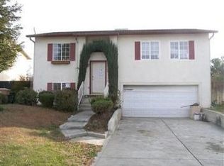 5102 Yellow Rose Ct, Bakersfield, CA 93307