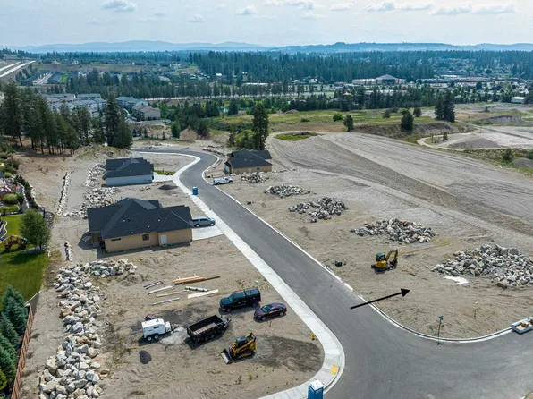 16 E Center Ln, Spokane, WA 99208