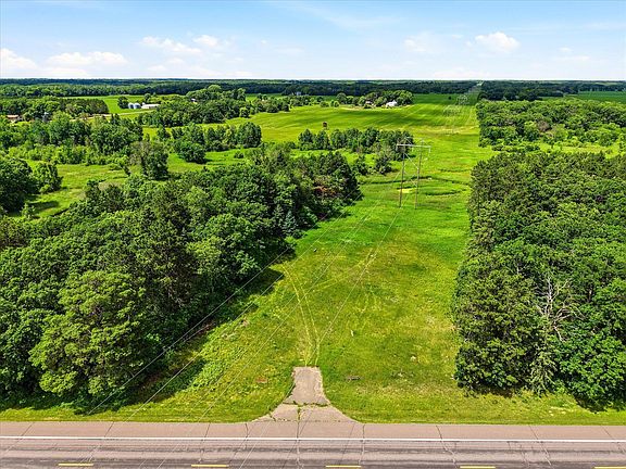 3rd image of 9 County Road 5 NE