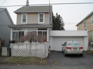 24 Bridge St, McAdoo, PA 18237