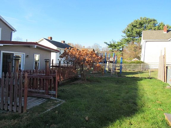 4th image of 223 N Hamilton Ave