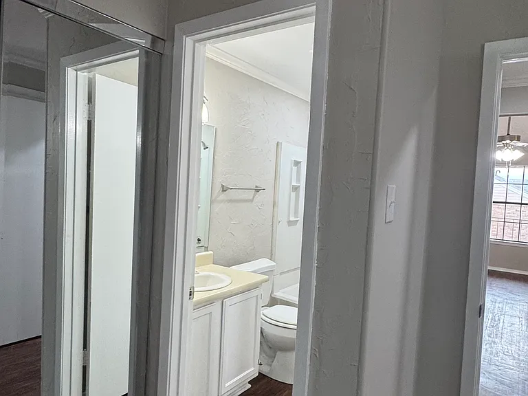 400 W South Town Dr #402 — Photo 42