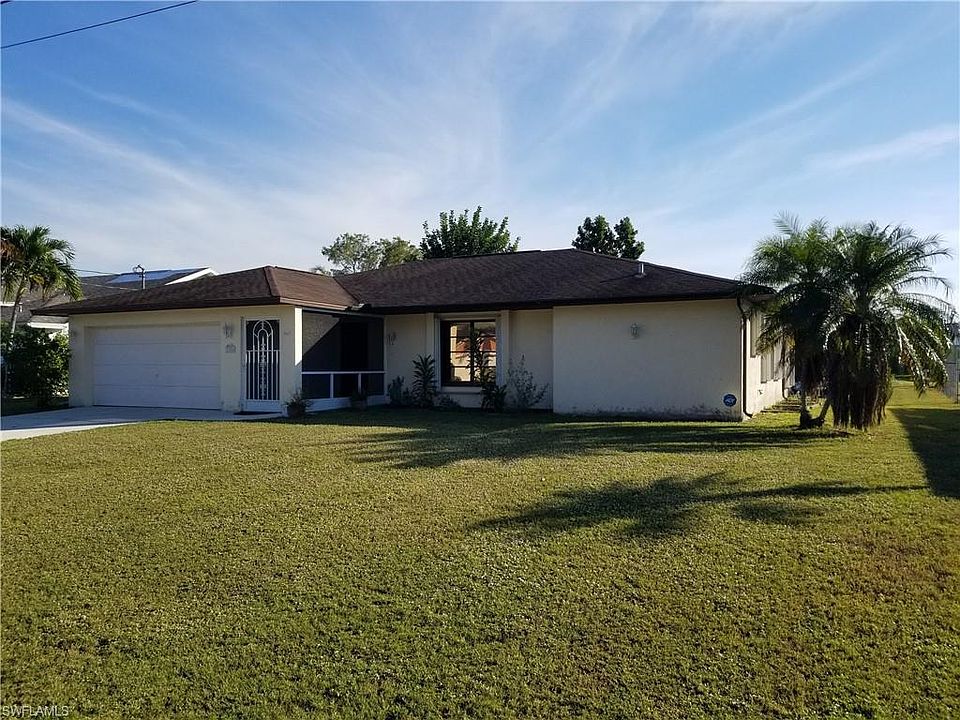 1st image of 2208 SE 9th Ter