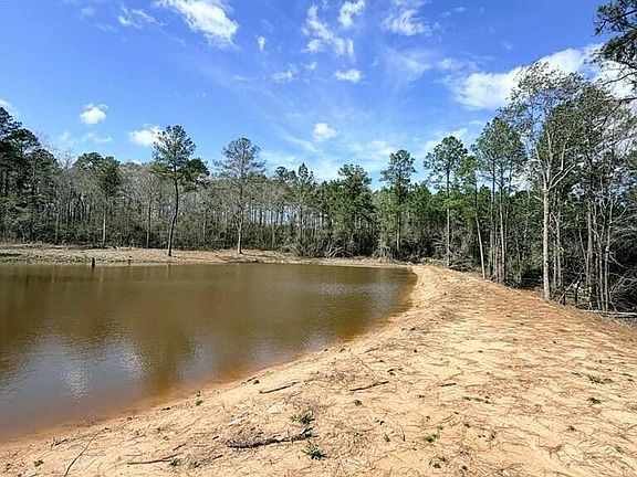 3rd image of Antler Ridge Dr