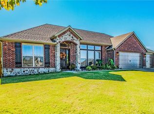 6201 SW Well Ter, Bentonville, AR 72713