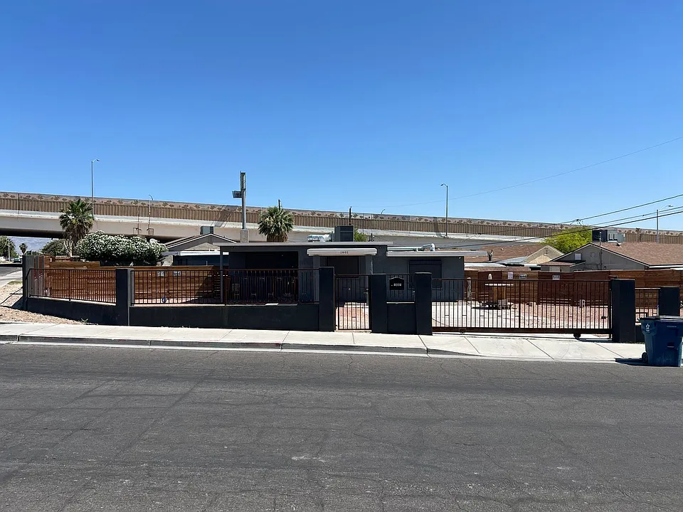 1601 Marlin Ave