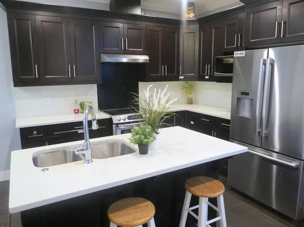 15399 Guildford Dr #118, Surrey, BC V3R 7C6