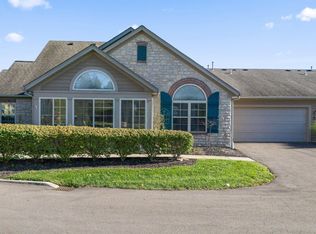 131 Stonegate Dr, Pataskala, OH 43062