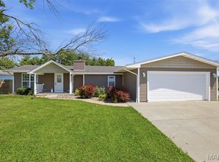 12485 Koepfli Ln, Highland, IL 62249
