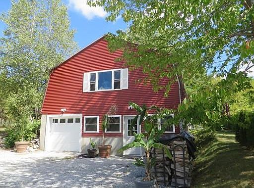 2nd image of 38 Winchendon Rd