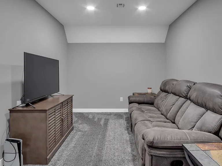 10606 Wildwood Dr — Photo 29