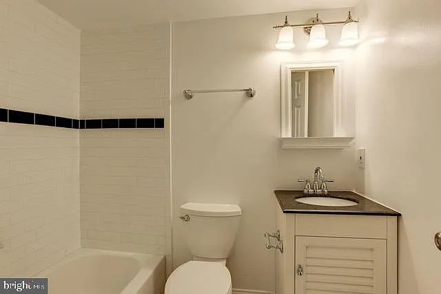 45 E Randall St — Photo 20