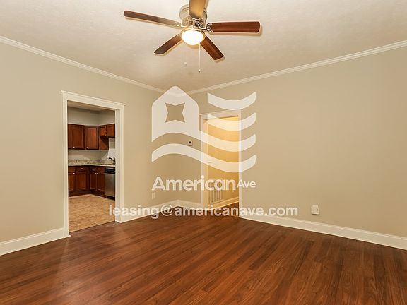 43145_003_wm_-_living_room_12959857.jpg